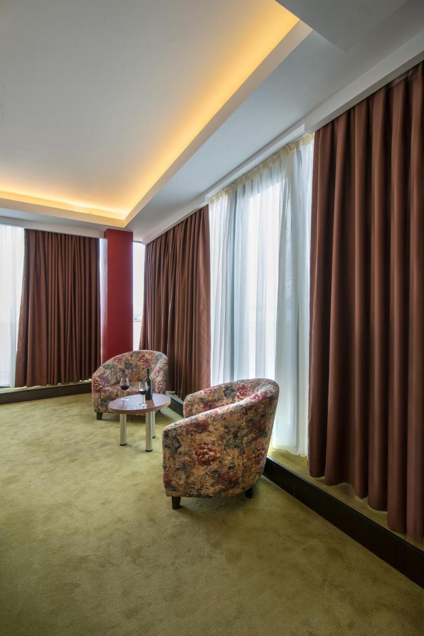 Veranova Hotel Tbilisi Exterior foto