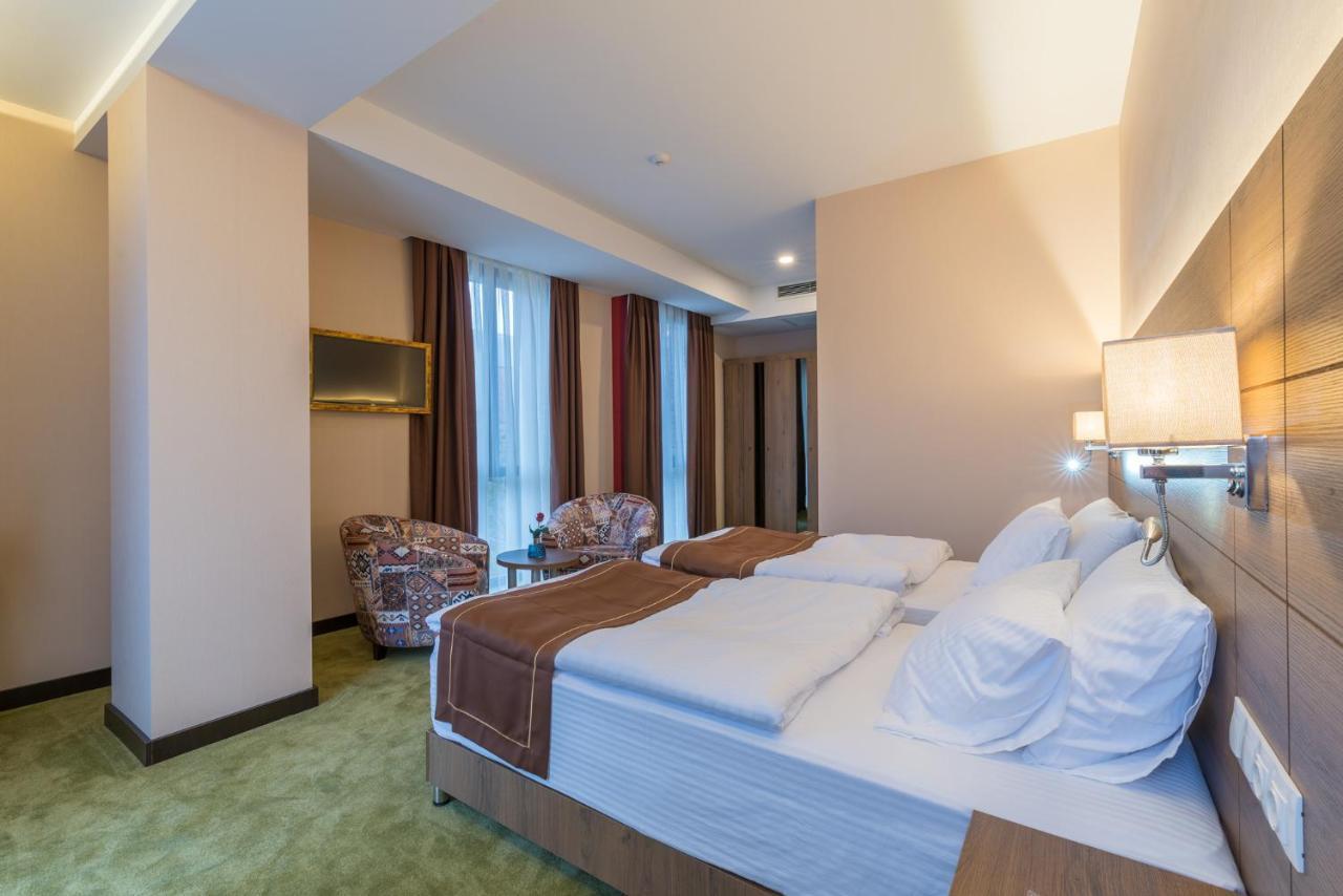 Veranova Hotel Tbilisi Exterior foto