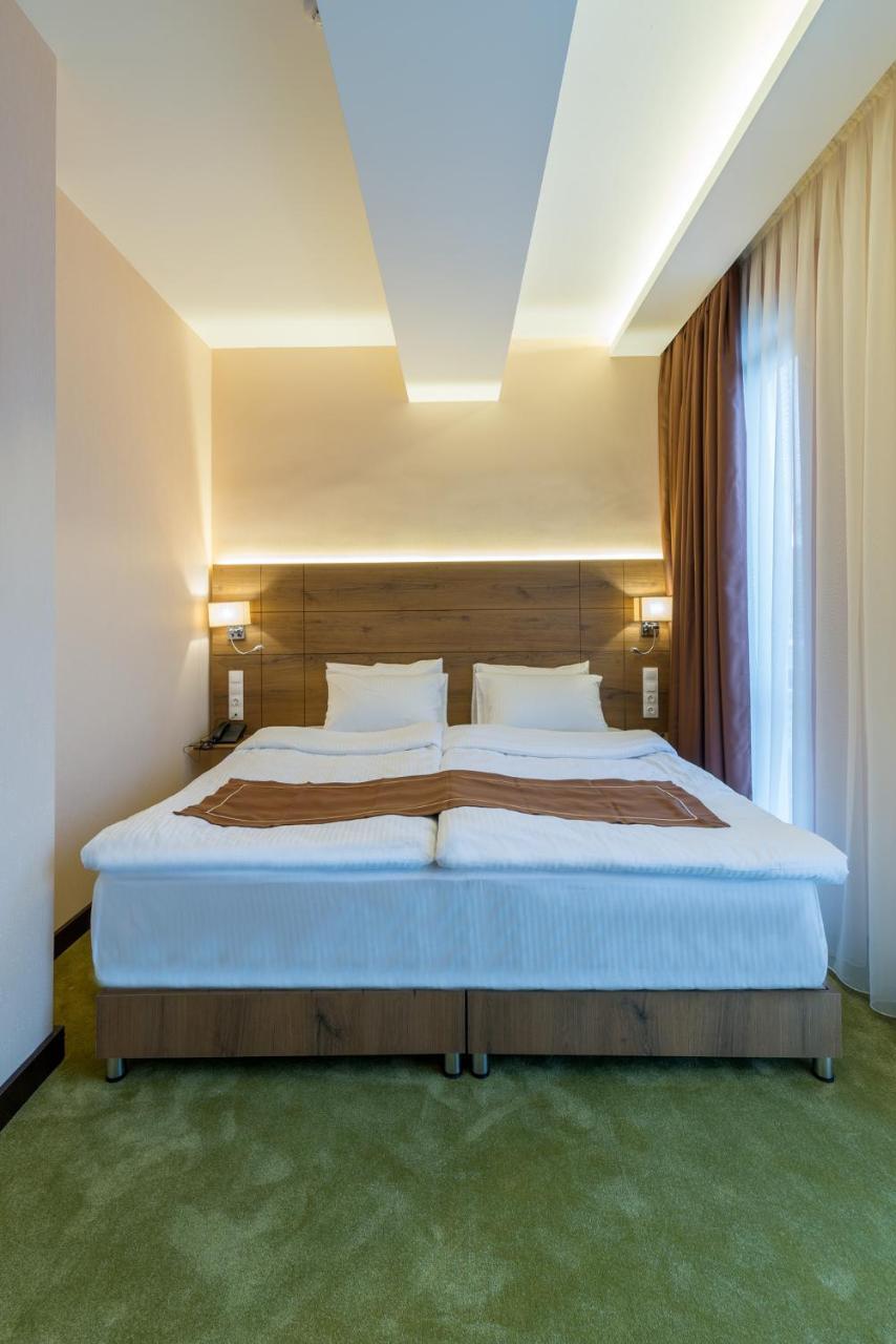 Veranova Hotel Tbilisi Exterior foto